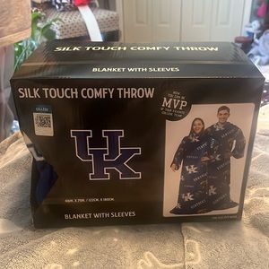 University of Kentucky Silk Touch Comfy Throw